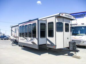 hybrid travel trailer for sale alberta