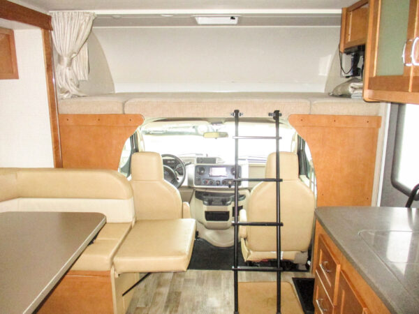 2017 Winnebago Spirit 26A, Class C - $219 wk --- ON SALE - Image 7