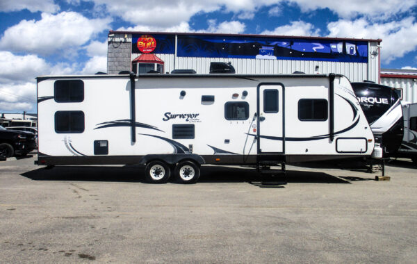 2014 Surveyor 294QBLE - $71 wk ----- ON SALE - Image 3