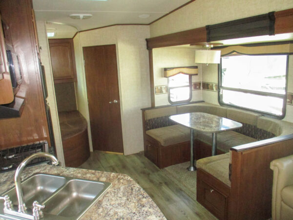 2015 Elkridge E26 - $78 wk --- ON SALE - Image 12