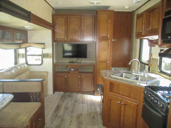 2015 Elkridge E26 - $78 wk --- ON SALE - Image 6