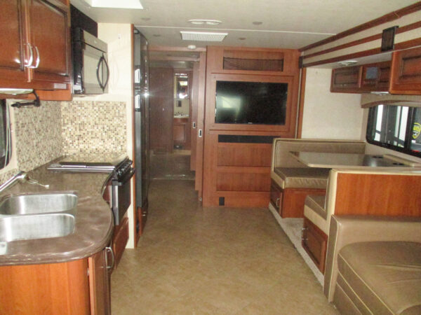 2015 Bounder Classic 36H - just $283/wk - Image 11