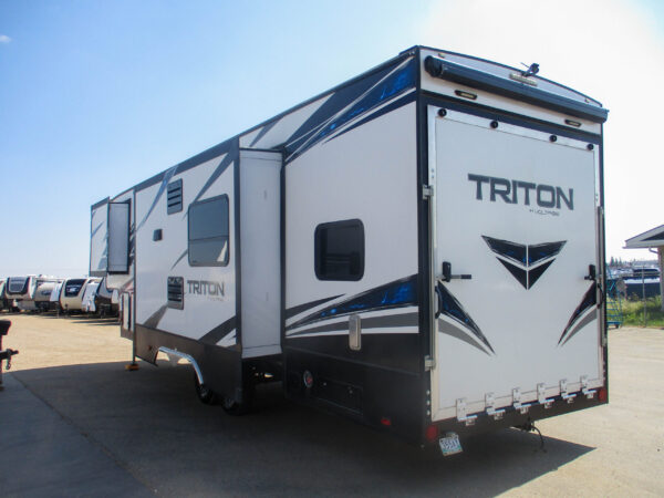 2018 Triton 3351 - $142 wk - Image 5