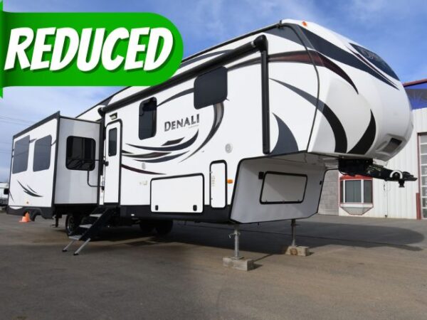 REDUCED 2014 Denali 293RKS - $133/wk ------ ON SALE