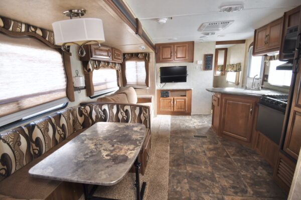 2014 Cougar 31SQB - $86/wk - Image 17