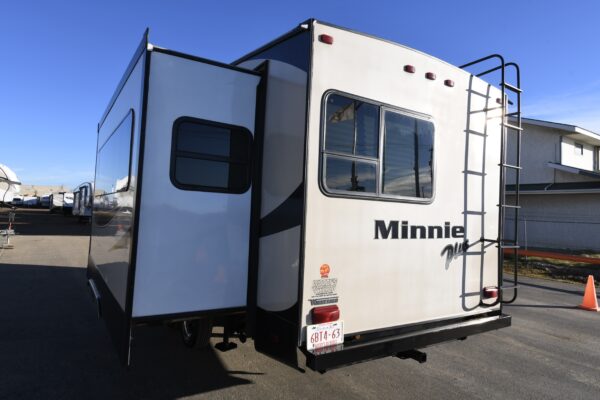 2018 Winnebago Minnie 27REOK - $105/wk - Image 4