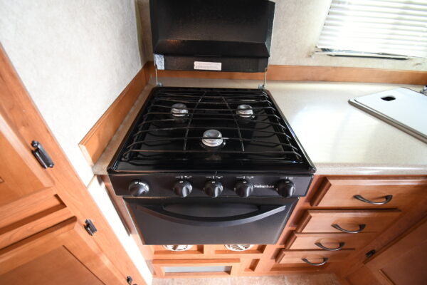 2013 Eagle Cap 995 - $118/wk - Image 15