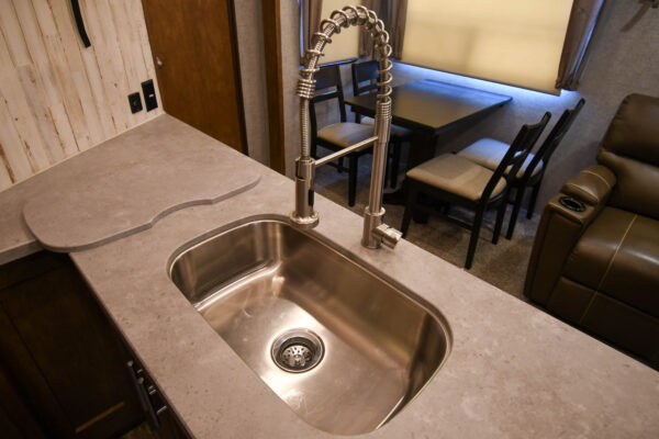 Bunkhouse Fifth Wheel with Outdoor Kitchen - $149/wk - Image 7