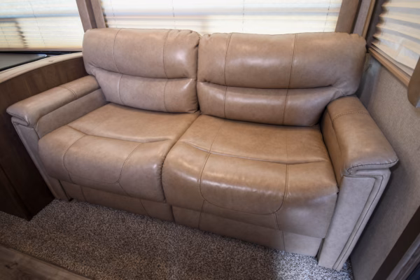 Bunkhouse Fifth w/ Camp Kitchen & 1.5 Baths - $129/wk - Image 19