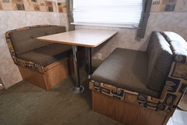 Lightweight & Cozy Couples' Trailer w/ Lots of Storage - $43/wk - Image 14