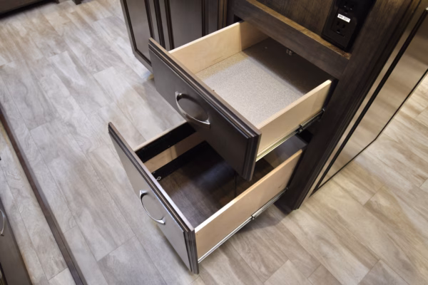 5-Slide Spacious Fifth w/ Pull-Out Storage - $237/wk - Image 10