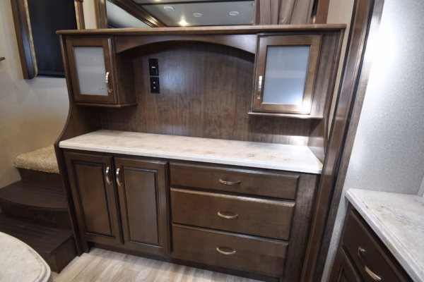 5-Slide Spacious Fifth w/ Pull-Out Storage - $237/wk - Image 15