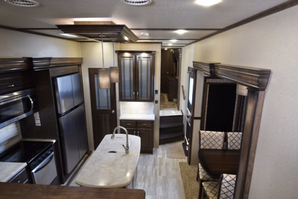 5-Slide Spacious Fifth w/ Pull-Out Storage - $237/wk - Image 21