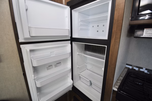 Compact Trailer w/ lots of storage for your adventures - $63/wk - Image 11