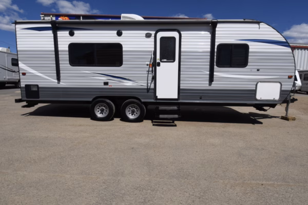 Compact Trailer w/ lots of storage for your adventures - $63/wk - Image 3