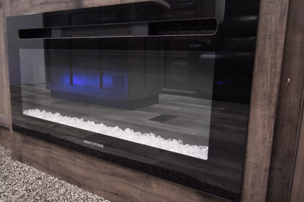 Luxury Bunkhouse Fifth w/ Camp Kitchen & Island - $175/wk - Image 21