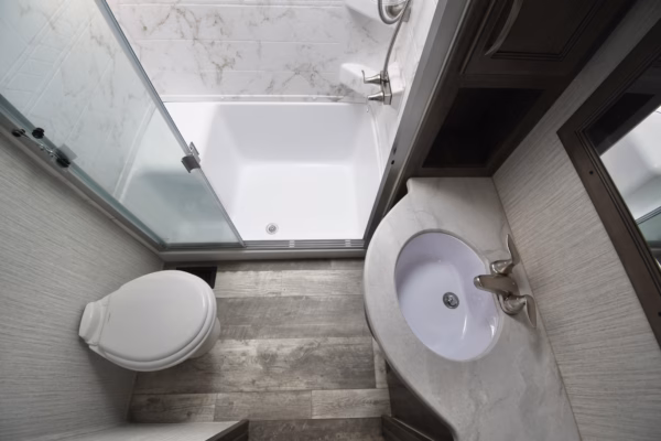 Luxury Bunkhouse Fifth w/ Camp Kitchen & Island - $175/wk - Image 30