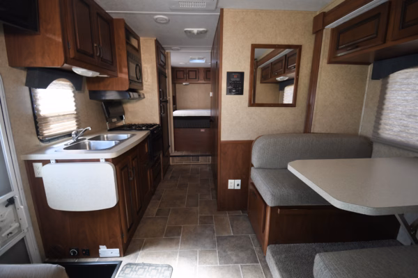 Class C w/ Storage Galore & Loft Bunk - $175/wk - Image 6