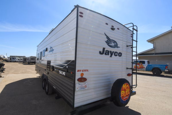 Easy-to-Tow Compact Trailer w/ Bunks - $81/wk - Image 4