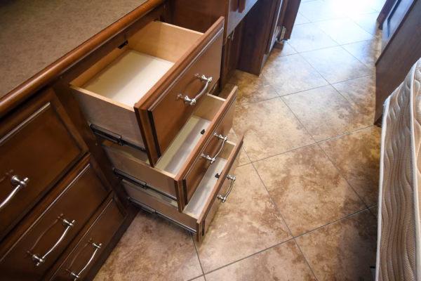 Luxury Class A w/ Full Home Amenities & Added Storage - $270/wk - Image 19