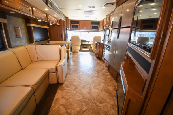 Luxury Class A w/ Full Home Amenities & Added Storage - $270/wk - Image 21