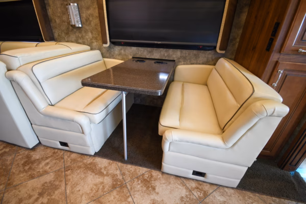 Luxury Class A w/ Full Home Amenities & Added Storage - $270/wk - Image 23