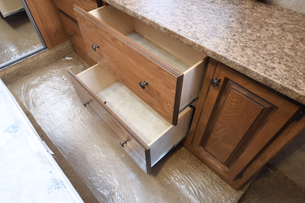 Spacious Bunkhouse Fifth w/ Camp Kitchen - $93/wk - Image 26