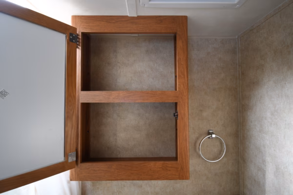 Spacious & Cozy Trailer w/ Storage & Bunks - $76/wk - Image 16