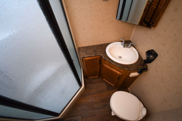 Calling All Adventurers: Cozy Couples w/ Tons of Storage - $83/wk - Image 13