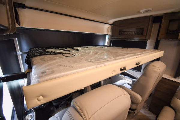 Sleek & Luxurious Low KM Class A - $358/wk - Image 27