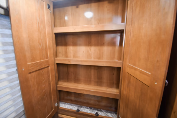 Customized Camo-Wrapped Class C w/ Full Home Amenities - $296/wk - Image 23