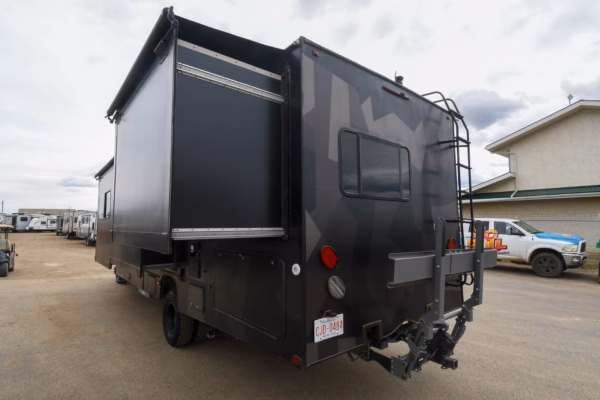 Customized Camo-Wrapped Class C w/ Full Home Amenities - $296/wk - Image 5