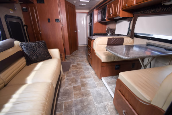 Toy Hauler Class C Motorhome - $420/wk - Image 7