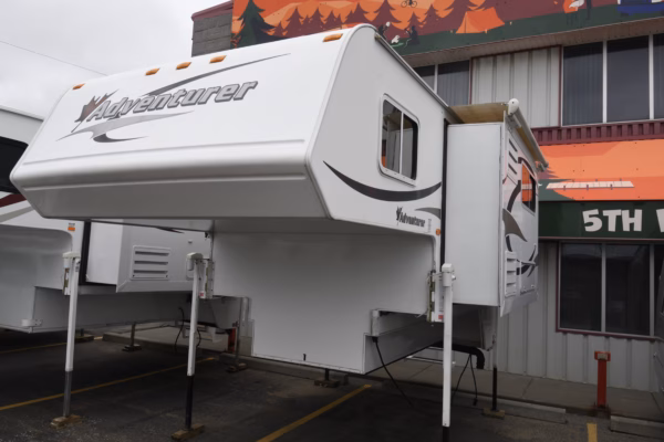 Spacious 1-Slide Truck Camper for the Outdoorsy Type - $71/wk
