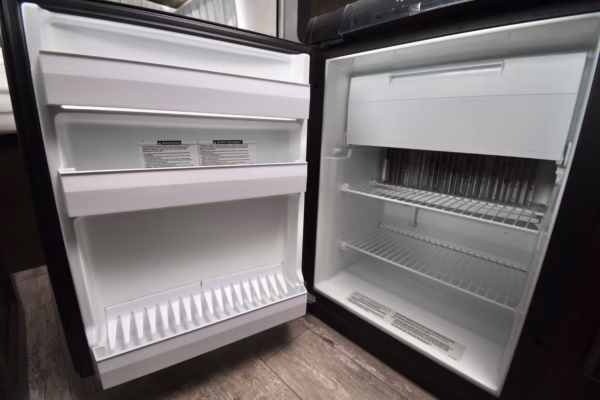 No-Slide Family Trailer w/ Bunks - $68/wk - Image 13