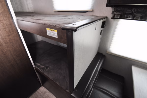 No-Slide Family Trailer w/ Bunks - $68/wk - Image 14