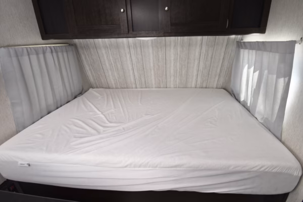 No-Slide Family Trailer w/ Bunks - $68/wk - Image 19