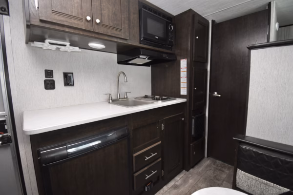No-Slide Family Trailer w/ Bunks - $68/wk - Image 9