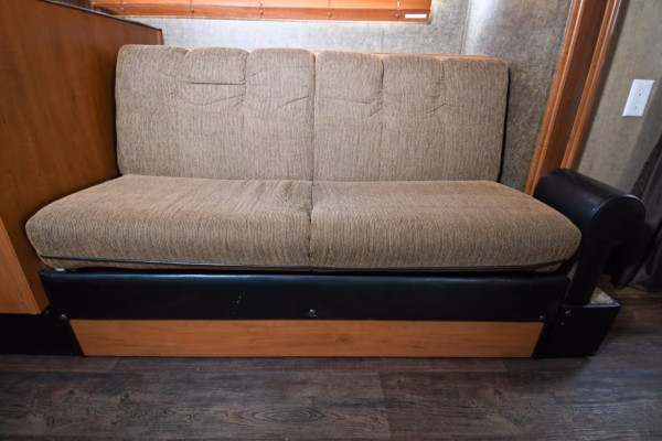 Lightweight Trailer w/ Lots of Space, Storage, & Bunks - $77/wk - Image 18