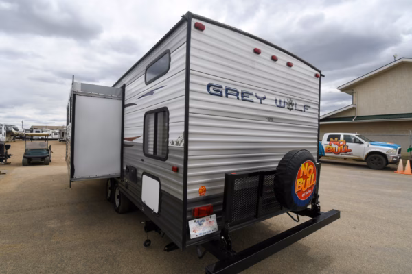 Lightweight Trailer w/ Lots of Space, Storage, & Bunks - $77/wk - Image 4