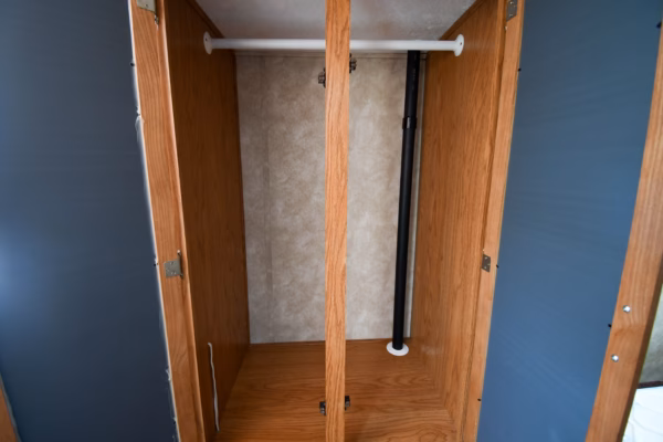 The Good 'ole Days: Roomy Fifth w/ Tons of Storage - $54/wk - Image 15