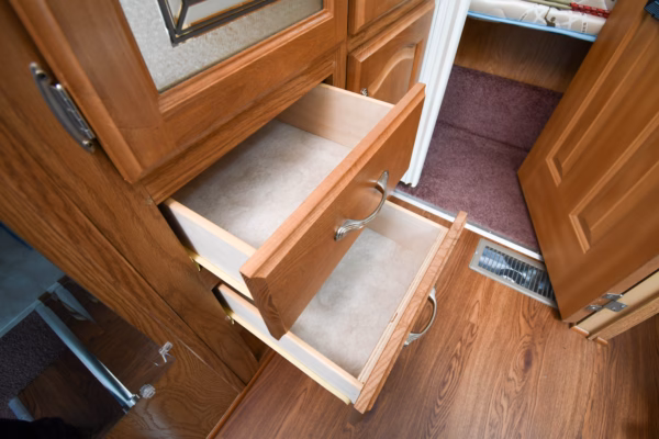 The Good 'ole Days: Roomy Fifth w/ Tons of Storage - $54/wk - Image 16