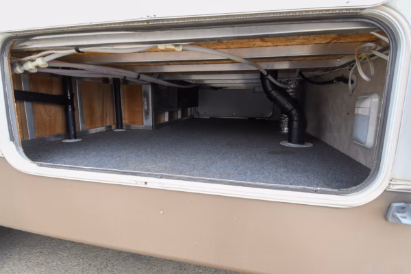 The Good 'ole Days: Roomy Fifth w/ Tons of Storage - $54/wk - Image 4