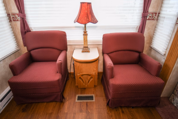 The Good 'ole Days: Roomy Fifth w/ Tons of Storage - $54/wk - Image 24