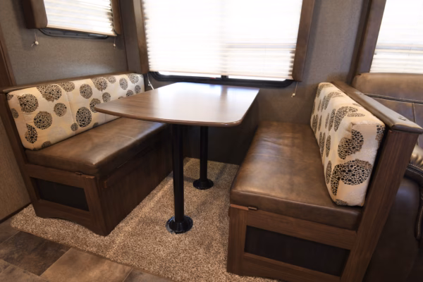Spacious Couples' Trailer w/ Camp Kitchen - $92/wk - Image 19