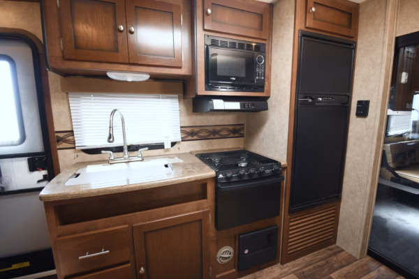 Easy-to-Tow Toy Hauler w/ Lots of Storage- $76/wk - Image 8