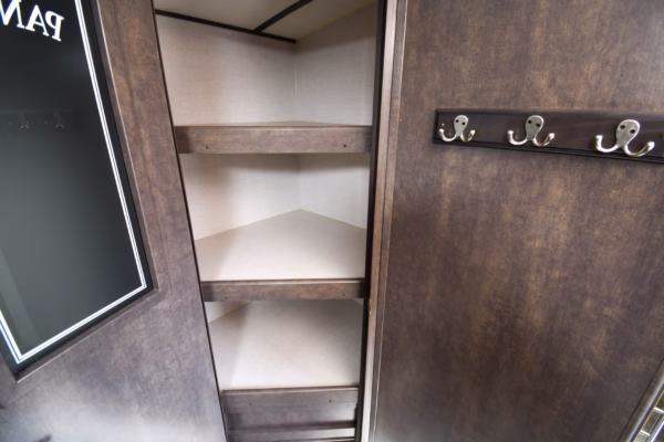 Spacious Couples' w/ Camp Kitchen - $129/wk - Image 11