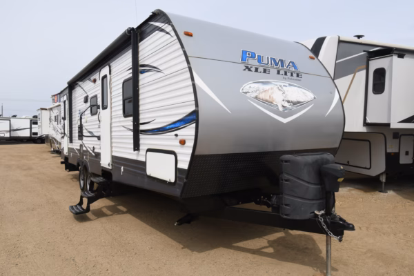 Lightweight, Spacious Trailer w/ Bunks - $85/wk