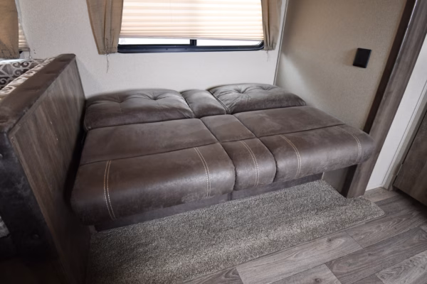 Lightweight, Spacious Trailer w/ Bunks - $85/wk - Image 22