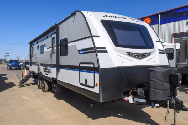 Spacious & Cozy Couples' w/ Dual Entry - $83/wk